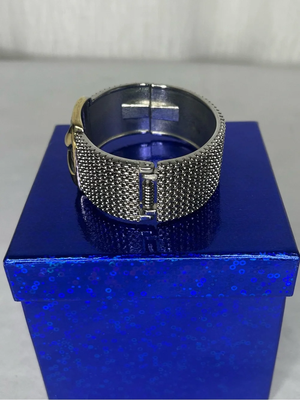 Silver hinge bracelet